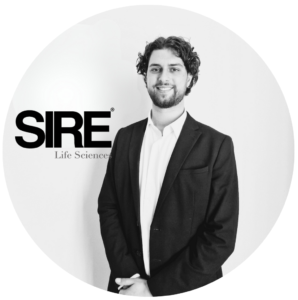 Portretfoto van Artemis Hadjidimitriou, consultant bij SIRE® Life Sciences