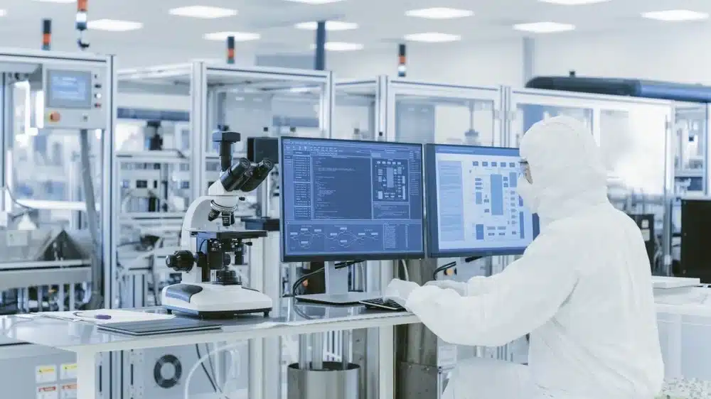 What “Technology Transfer” Actually Means in Pharma 